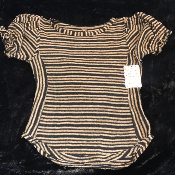 Free People Take One for the Team Top. - Picture 3 of 7